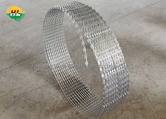 BTO22 خاردار Concertina Razor Wire شمشیربازی دو حلقه با کلیپس قطر 730 میلیمتر سیم پیچ